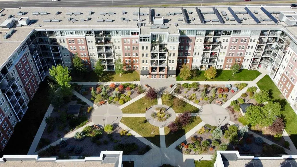 11811 Lake Fraser Drive SE, #3305