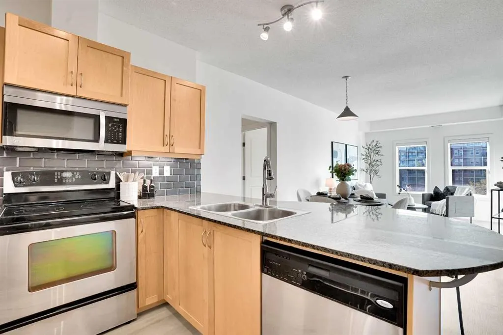11811 Lake Fraser Drive SE, #3305
