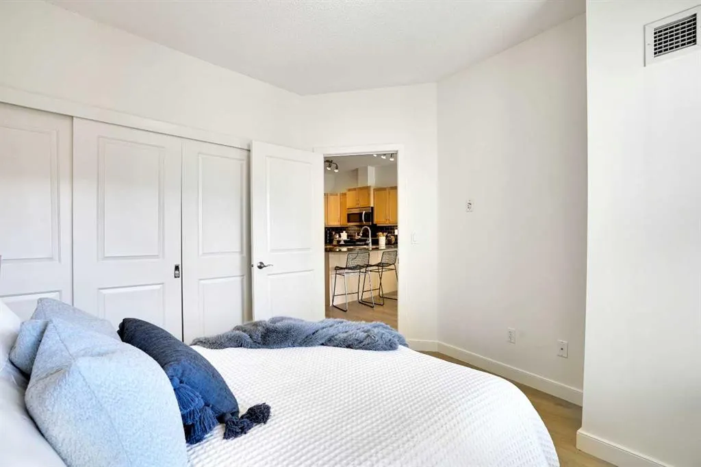 11811 Lake Fraser Drive SE, #3305
