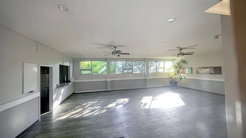 1616 8 Avenue NW, #117