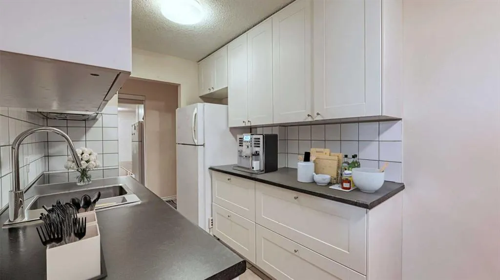 1616 8 Avenue NW, #117
