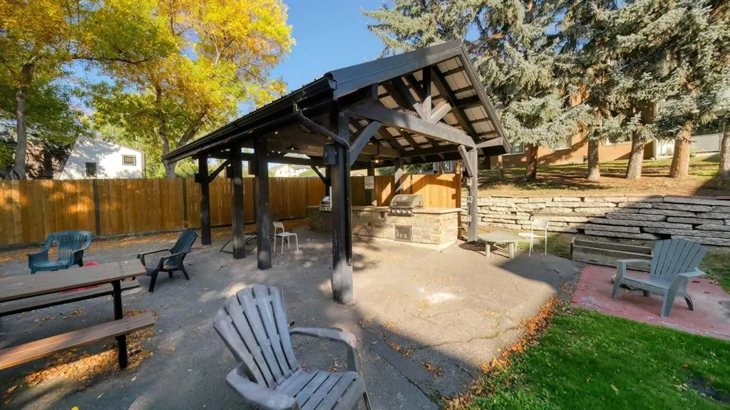 1616 8 Avenue NW, #117