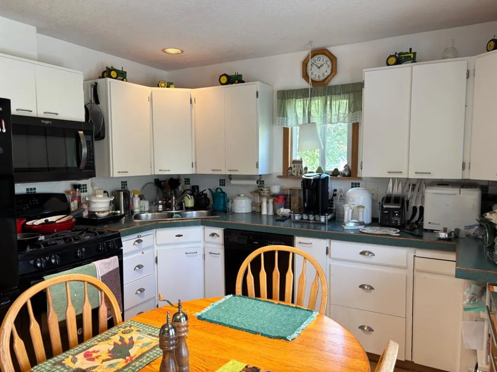 253 W 4 Avenue S