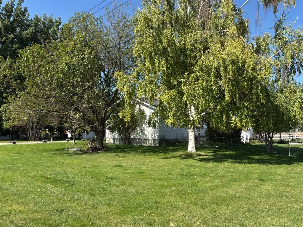 253 W 4 Avenue S