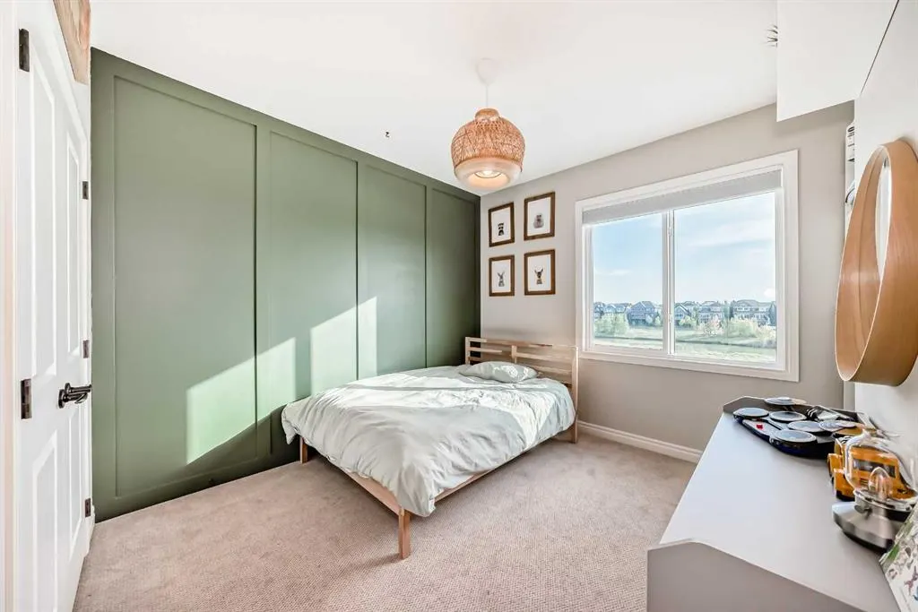 95 Marquis Crescent SE