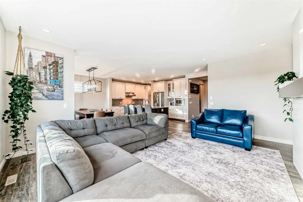 95 Marquis Crescent SE