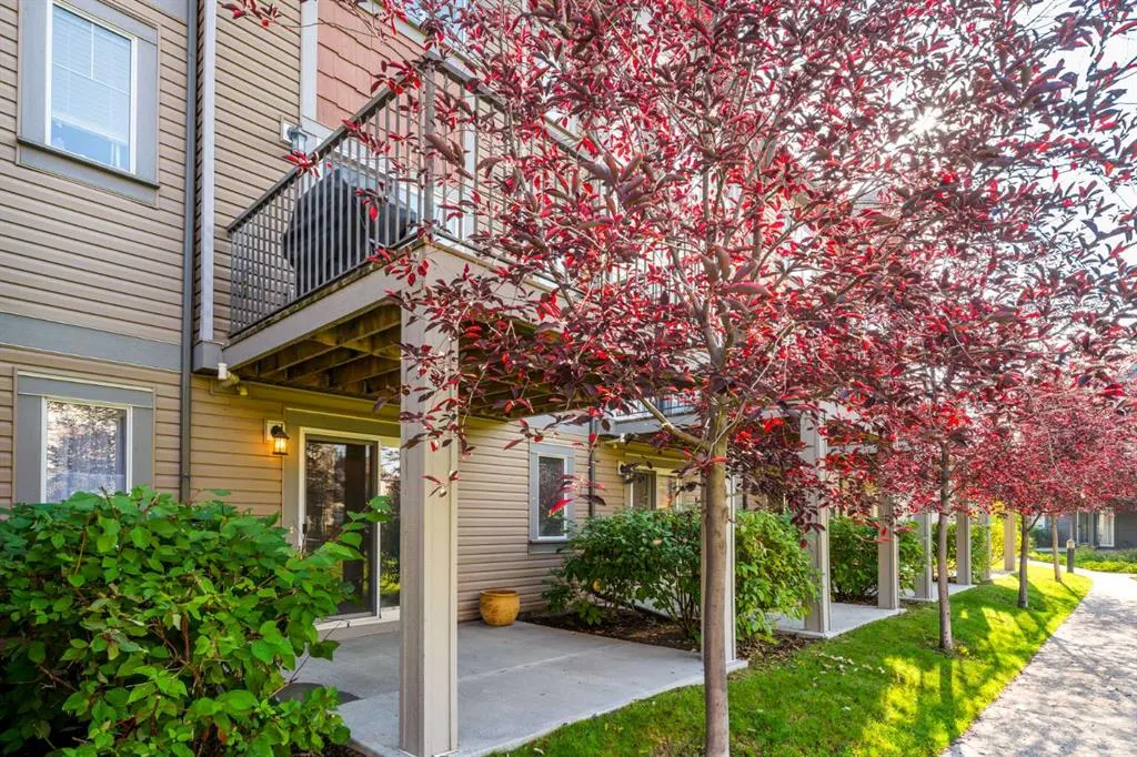 107 Copperpond Villas SE