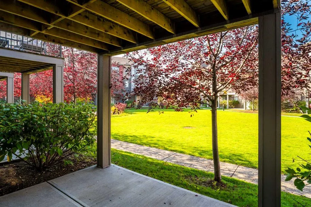 107 Copperpond Villas SE