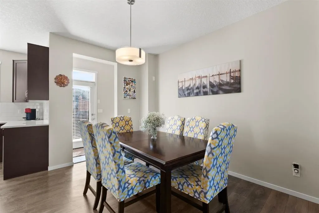 187 Savanna Parade NE