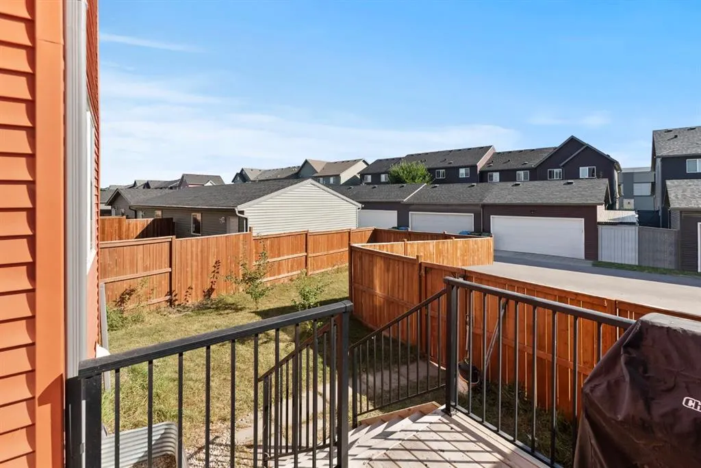 187 Savanna Parade NE