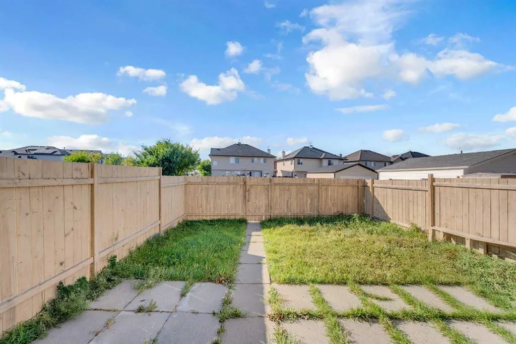 5 Saddlebrook Common NE