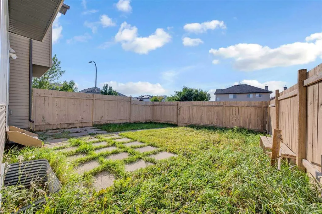 5 Saddlebrook Common NE