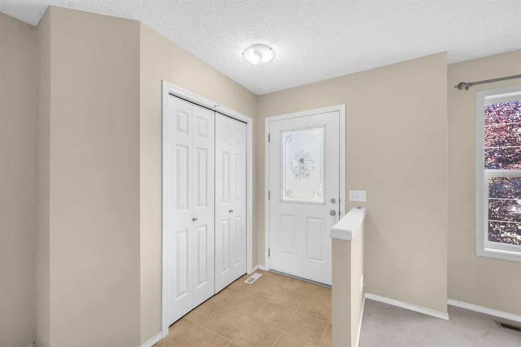 5 Saddlebrook Common NE