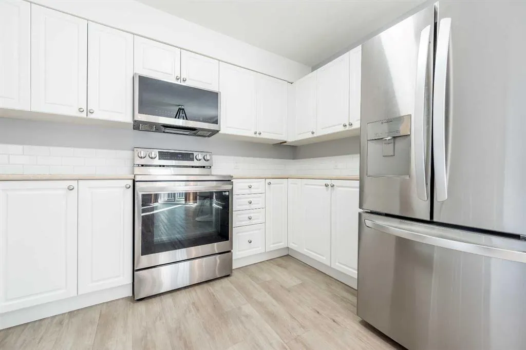 11230 104 Avenue, #113