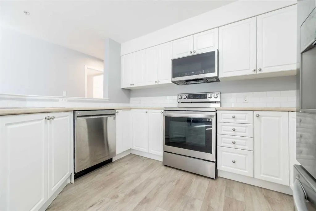 11230 104 Avenue, #113