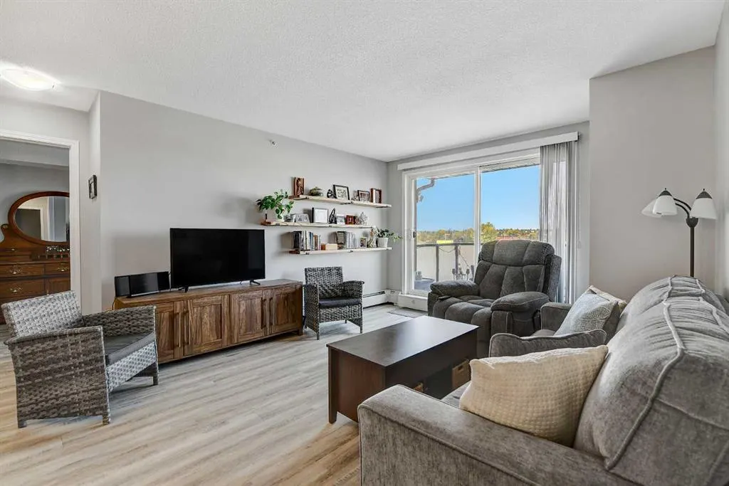 9120 96 Avenue, #423