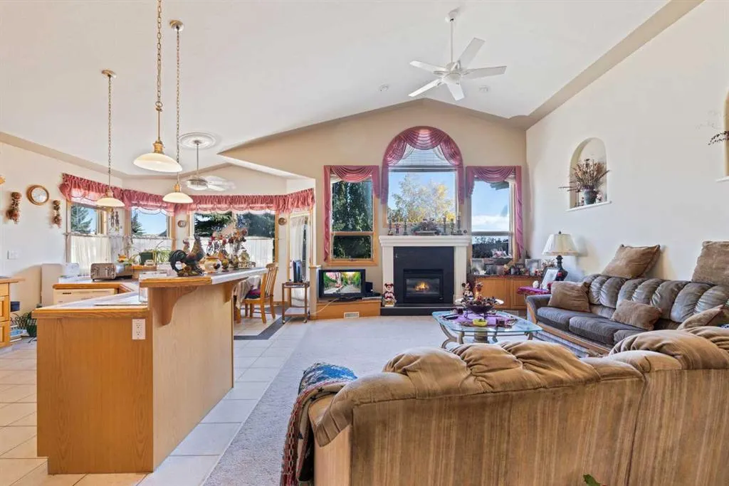 16 Arbour Estates View NW