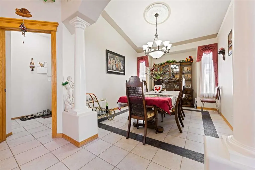16 Arbour Estates View NW