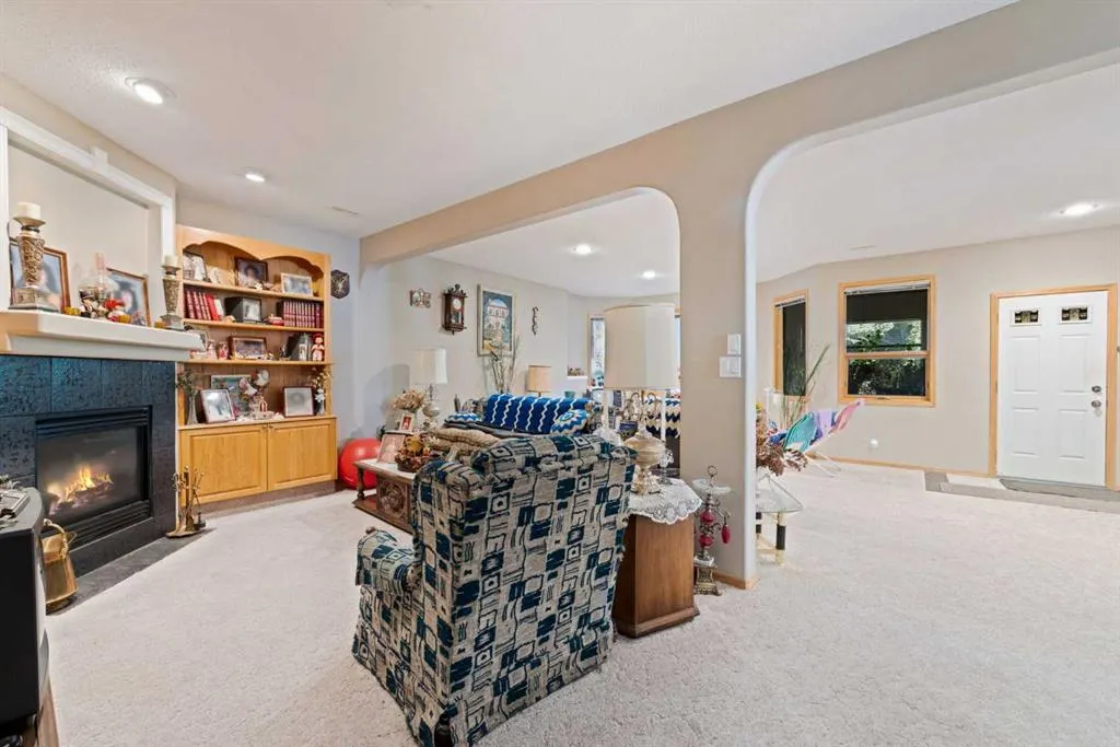 16 Arbour Estates View NW