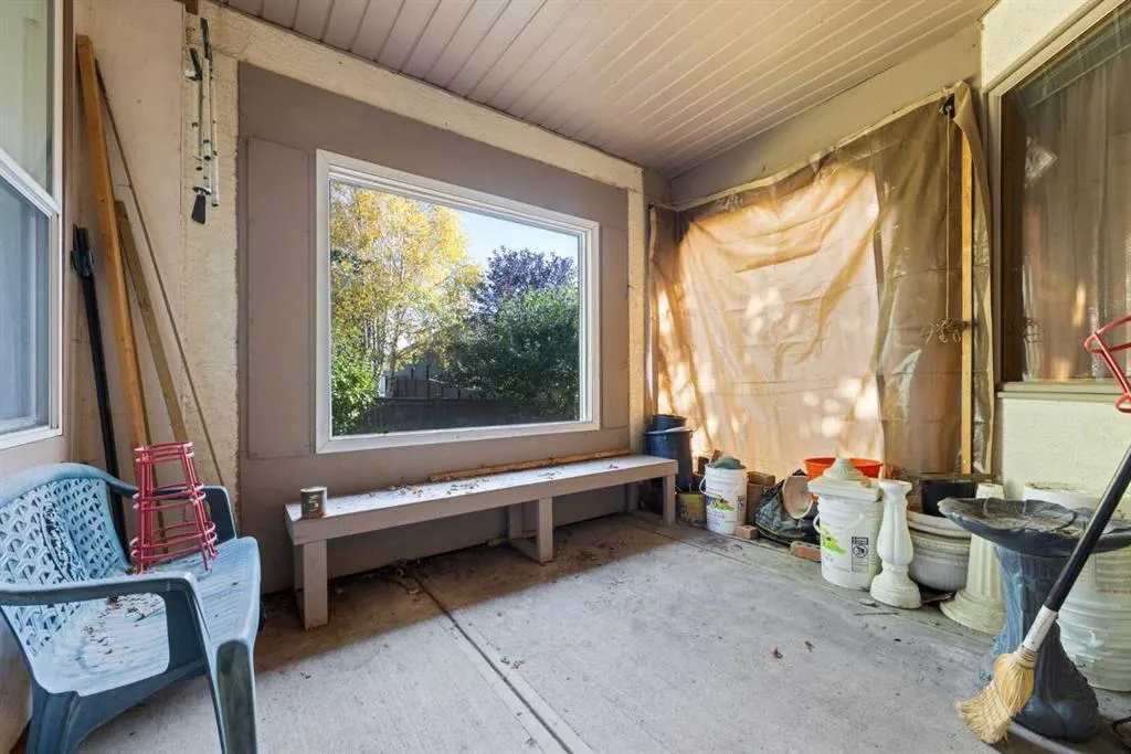 16 Arbour Estates View NW