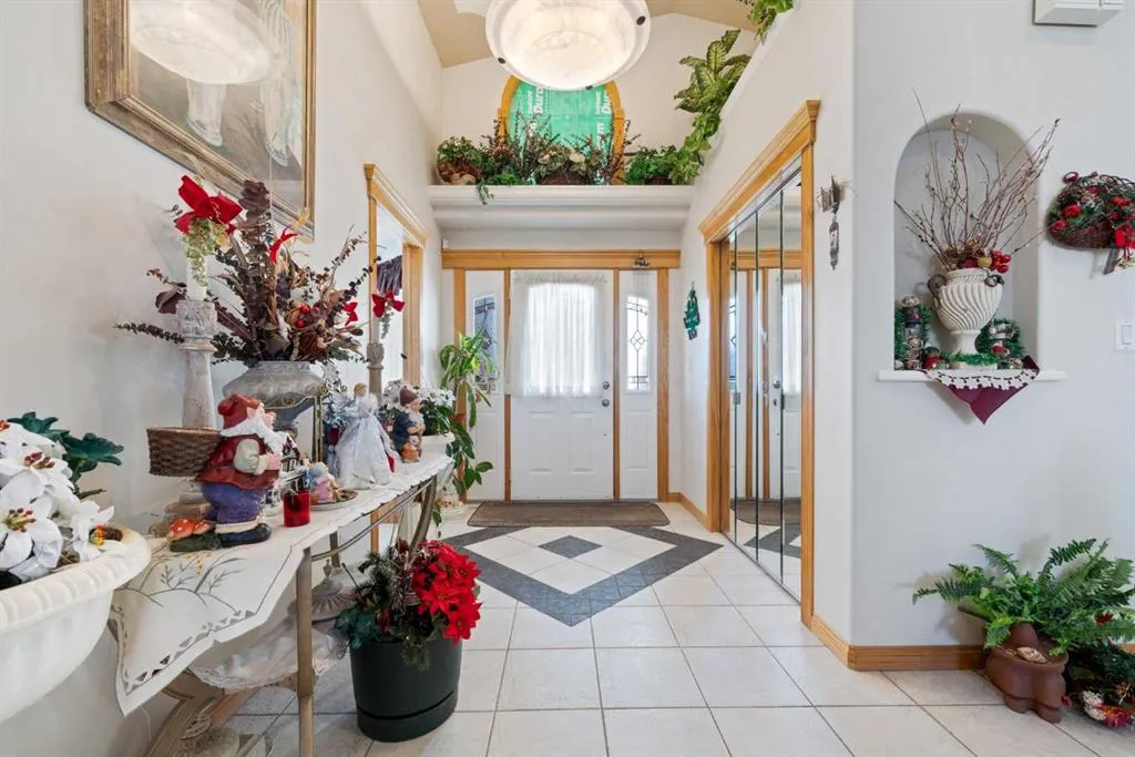 16 Arbour Estates View NW