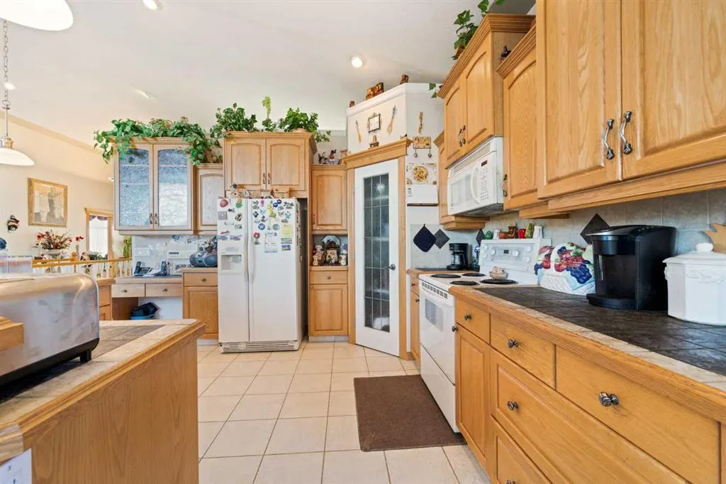 16 Arbour Estates View NW