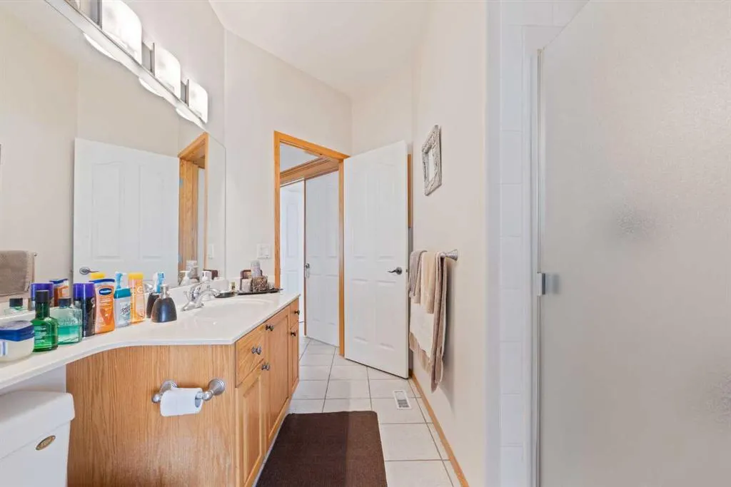 16 Arbour Estates View NW
