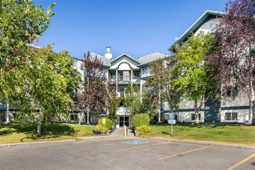 10 Dover Point SE, #309