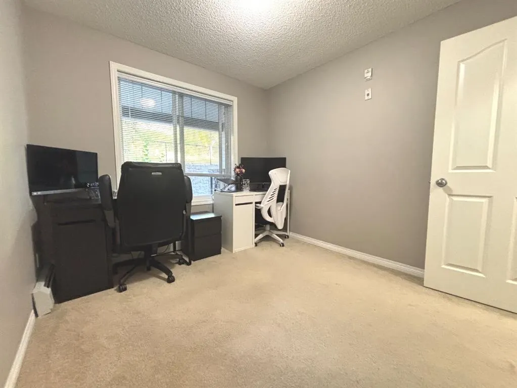 369 Rocky Vista Park NW, #116