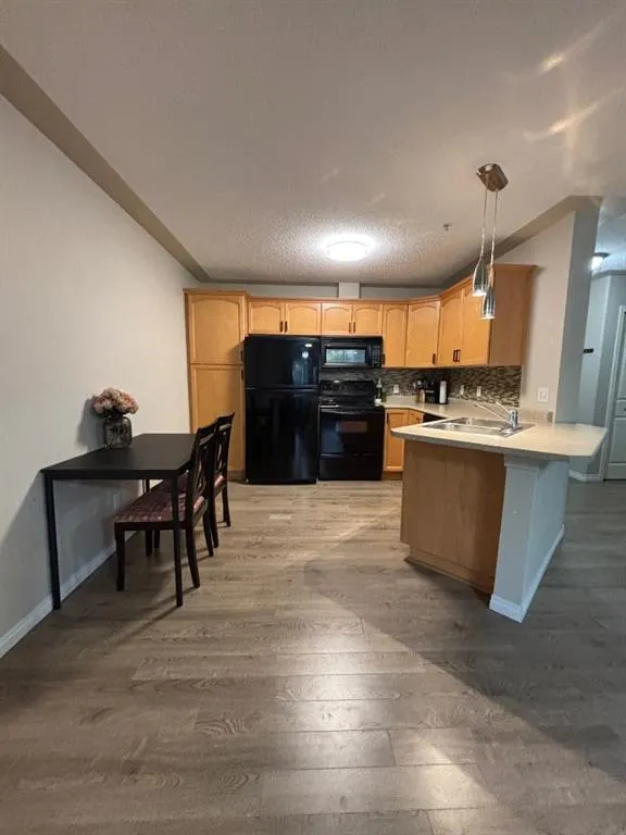 369 Rocky Vista Park NW, #116