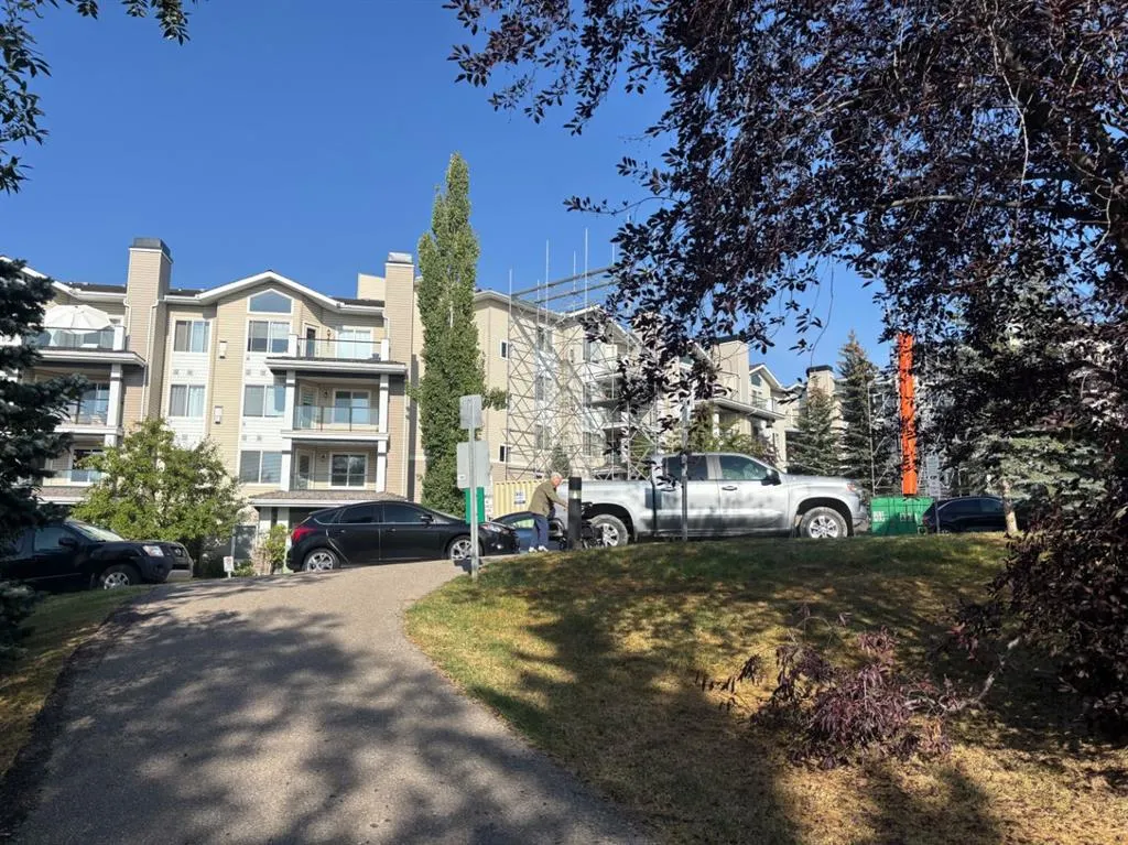 369 Rocky Vista Park NW, #116
