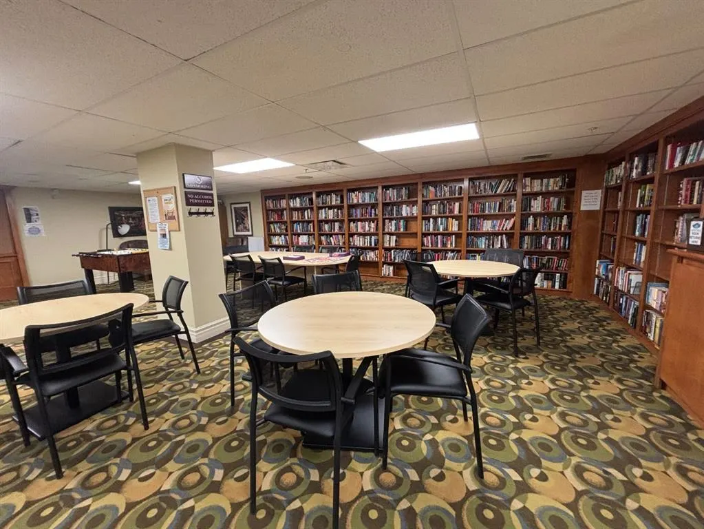 369 Rocky Vista Park NW, #116