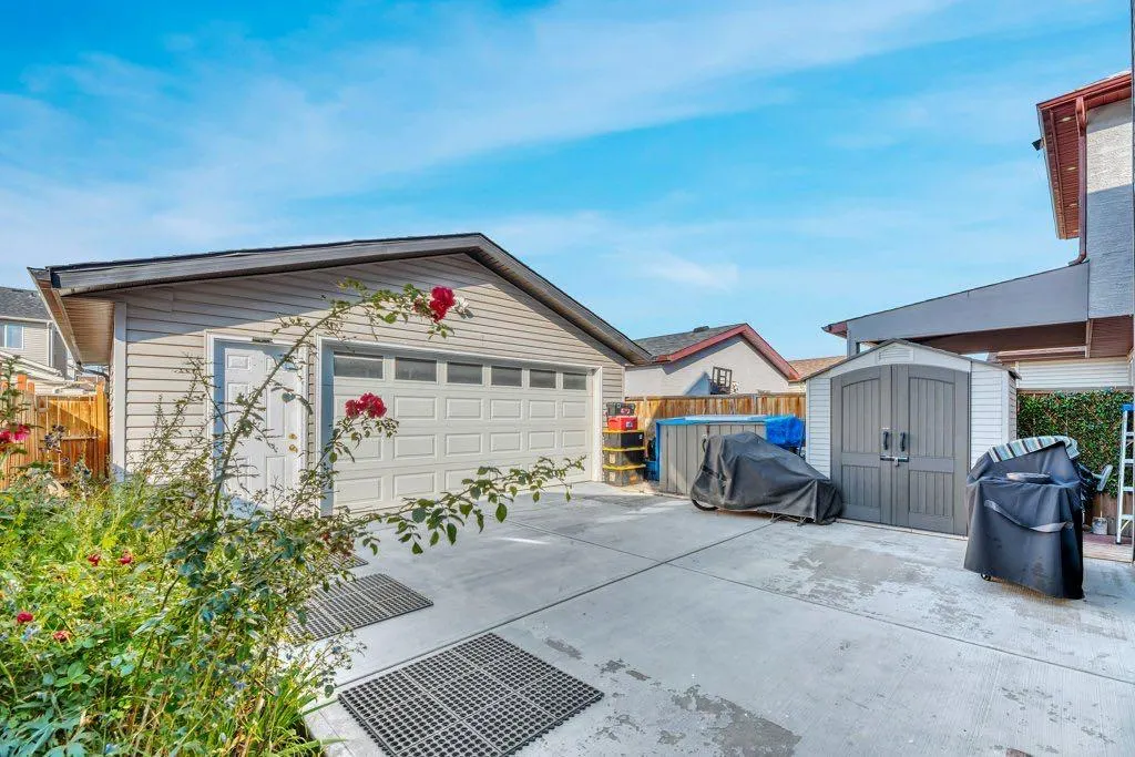 319 SADDLEBROOK E