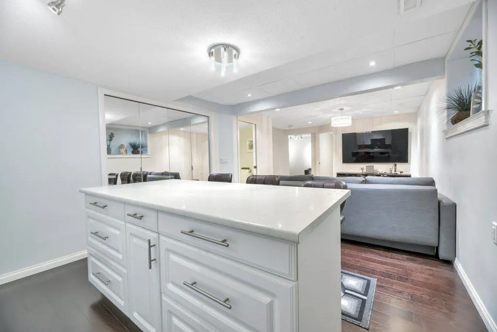 319 SADDLEBROOK E
