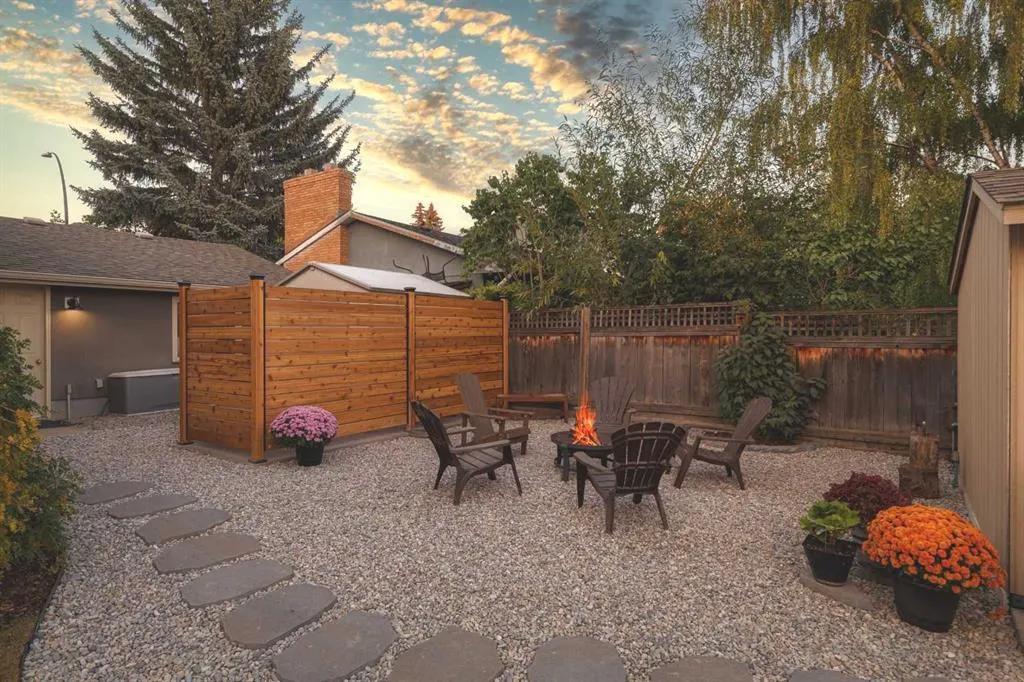 63 Cherovan Drive SW