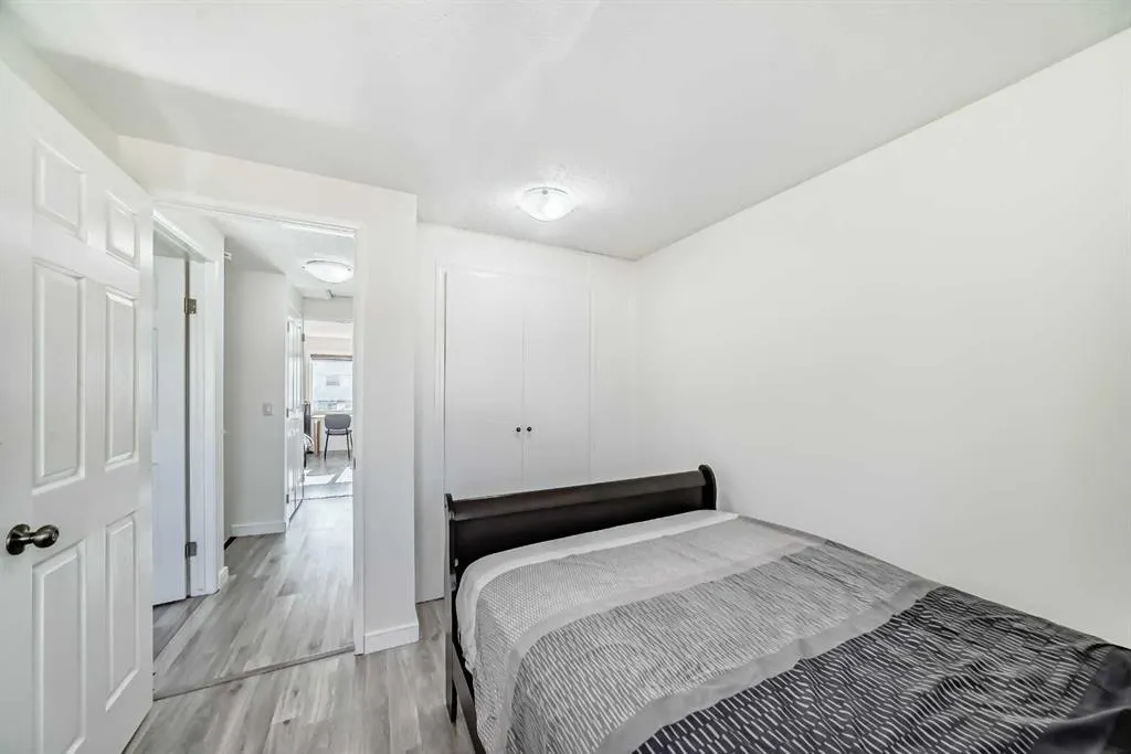 83 Castlebrook Way NE
