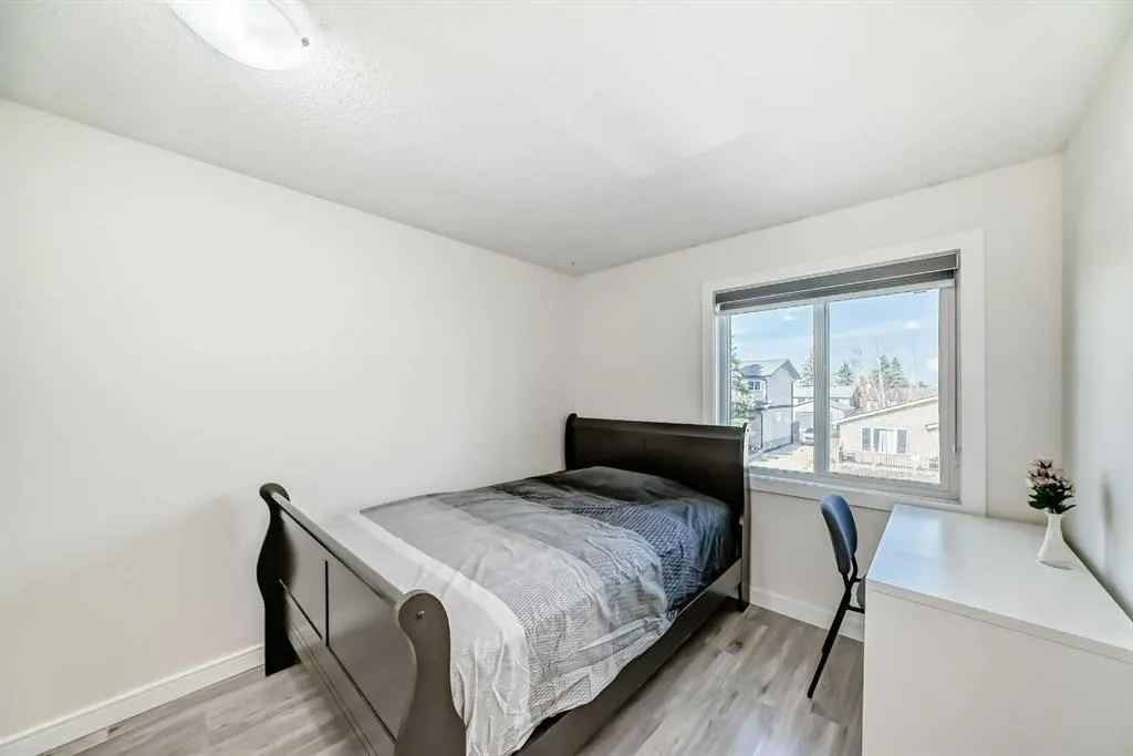 83 Castlebrook Way NE