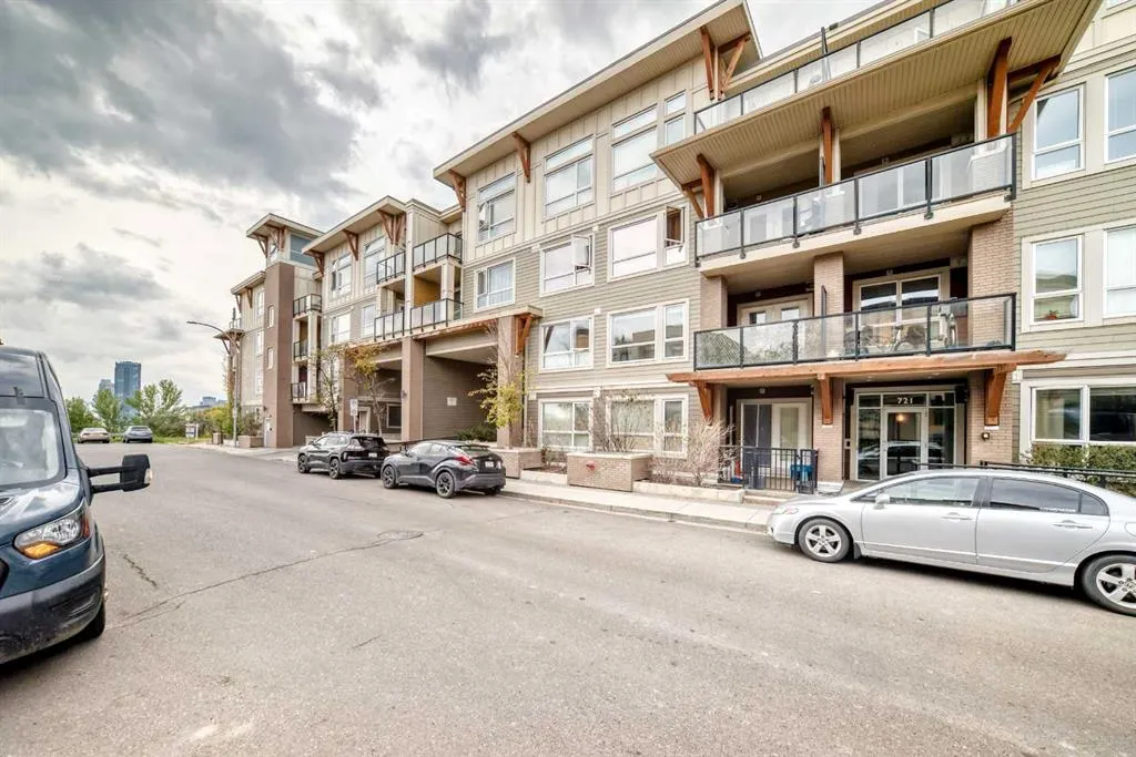 707 4 Street NE, #120