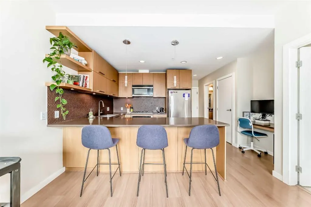 707 4 Street NE, #120