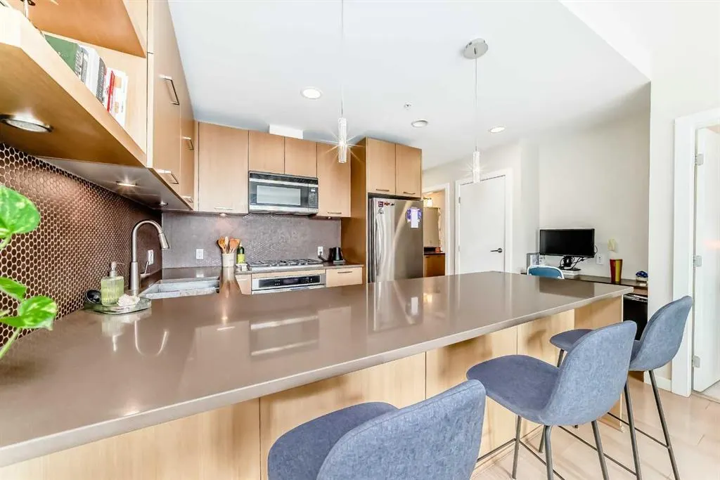 707 4 Street NE, #120