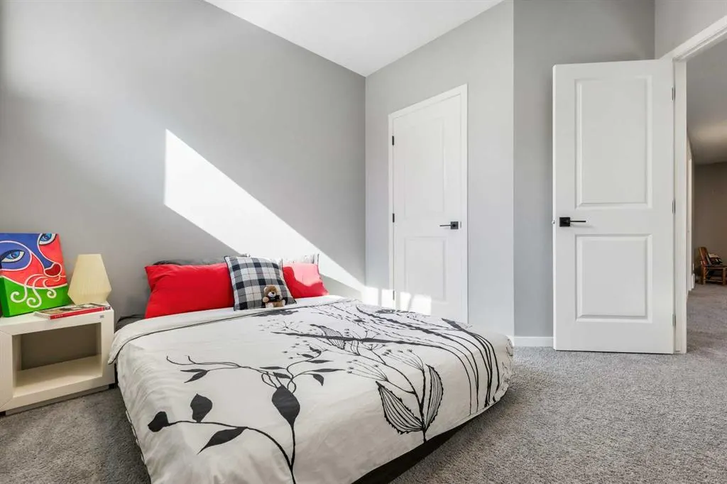 48 Seton Rise SE