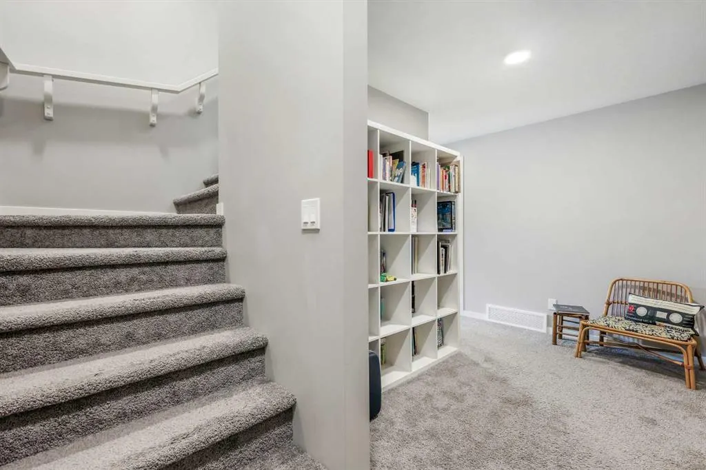48 Seton Rise SE