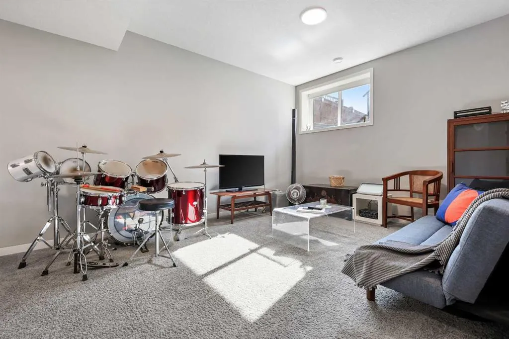 48 Seton Rise SE