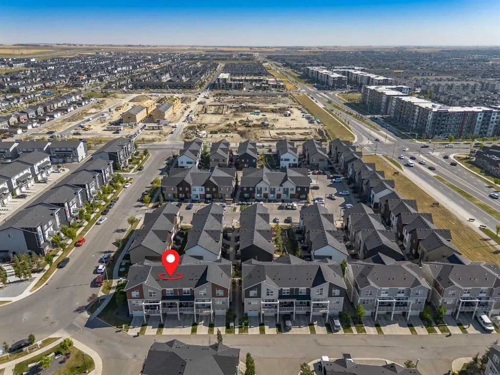 108 Redstone View NE