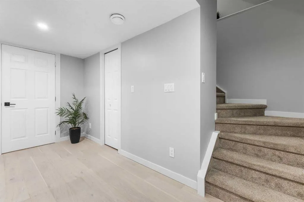 260 West Creek Circle