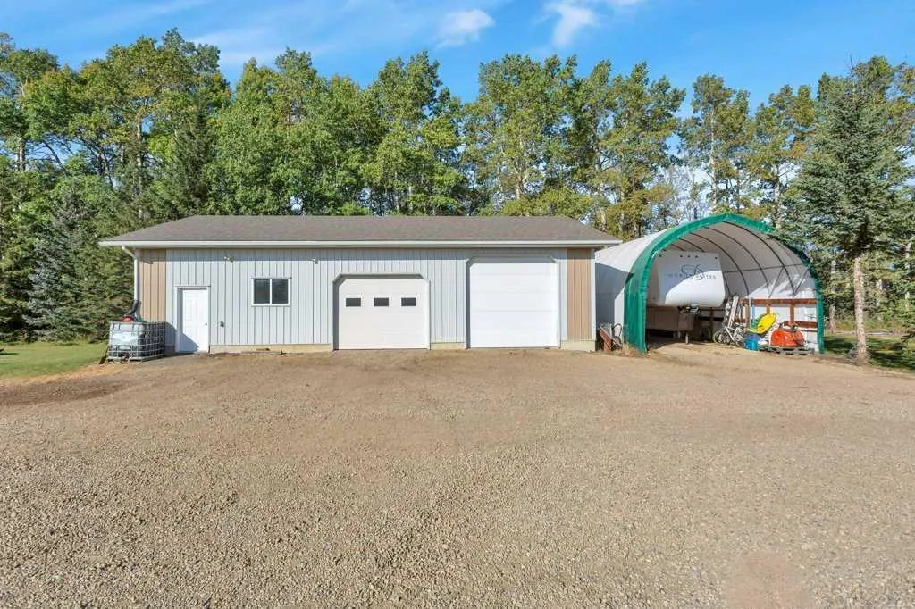 33016 Township Road 424A