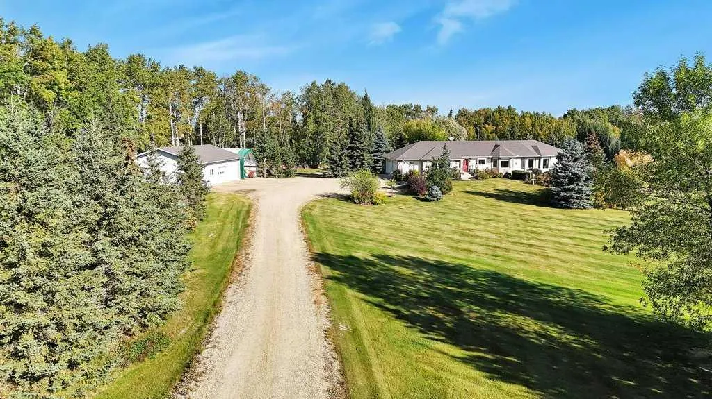 33016 Township Road 424A