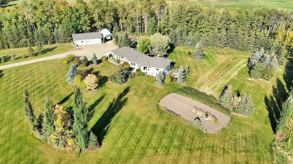 33016 Township Road 424A