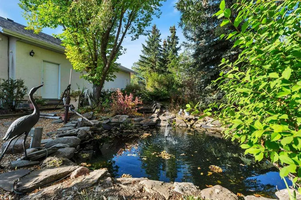 33016 Township Road 424A