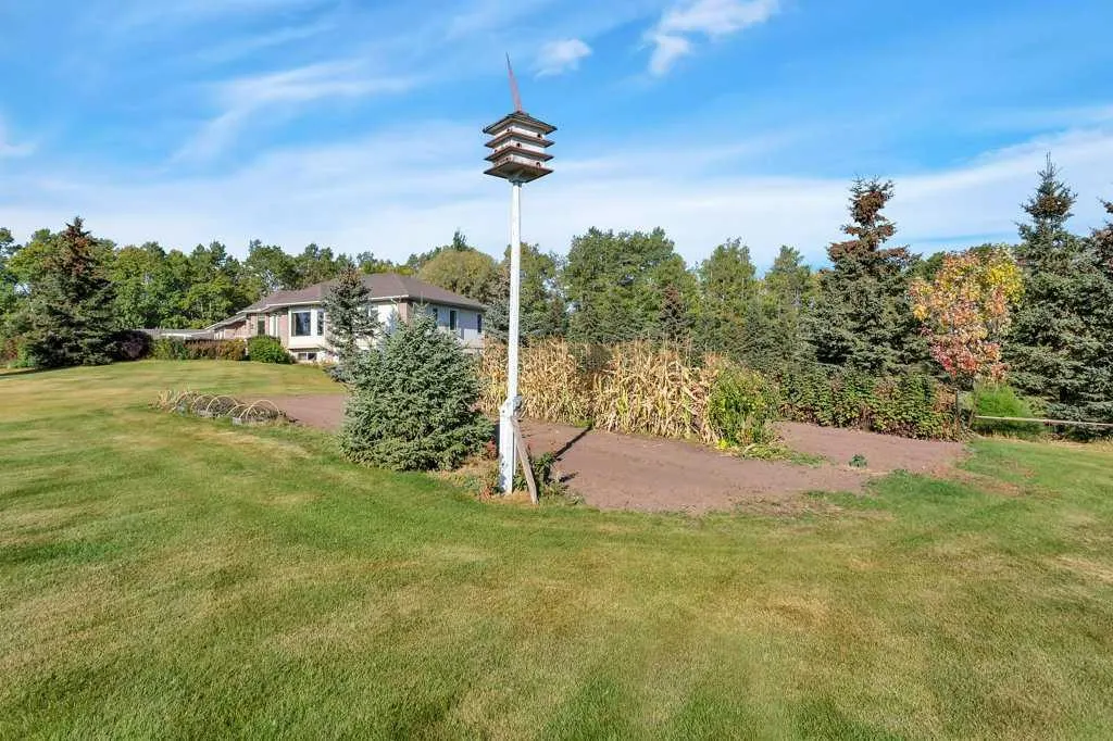 33016 Township Road 424A